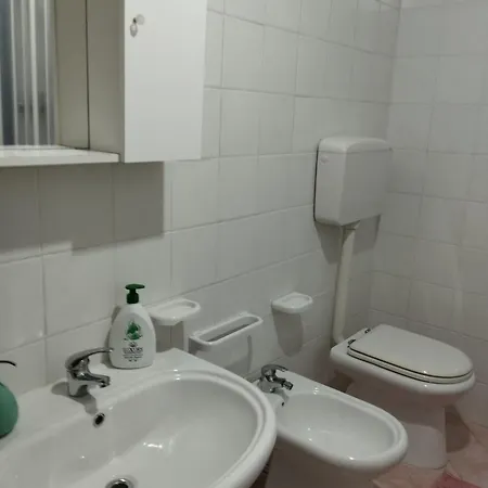 Casa Ponente アパート ミラッツォ